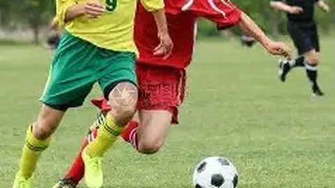 热刺逆袭！六轮苦战终迎2-0完胜布伦特福德，西蒙斯独造神迹，传射双响！